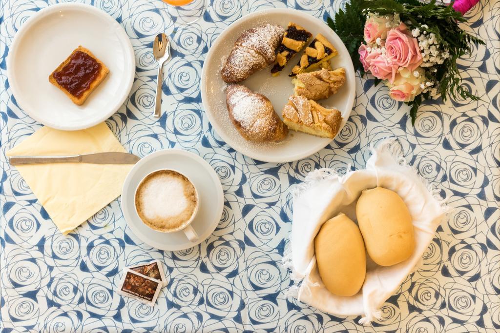 Regina Hotel E Ristorante 蓬他码头 外观 照片