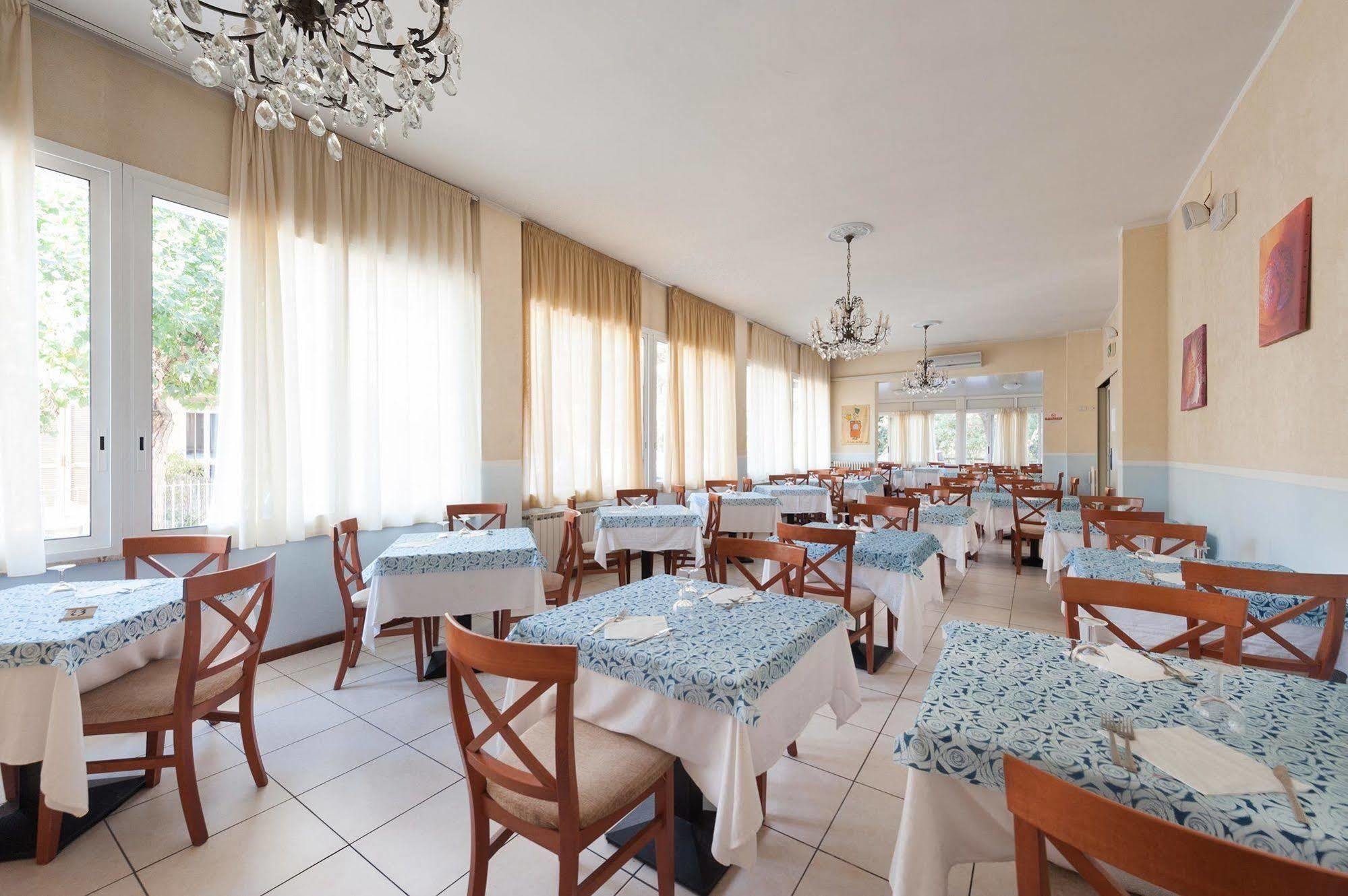 Regina Hotel E Ristorante 蓬他码头 外观 照片